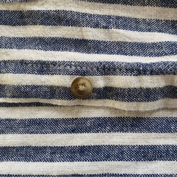 Universal thread relaxed fit button down - Picture 3 of 7
